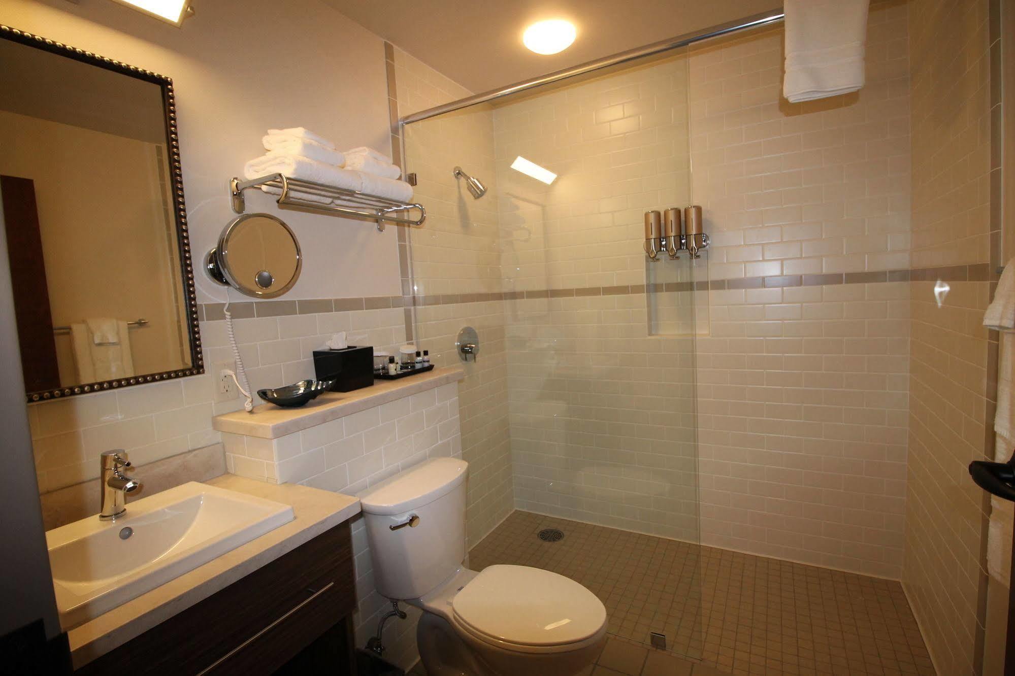 Historic Hotel Arvon Great Falls Bagian luar foto